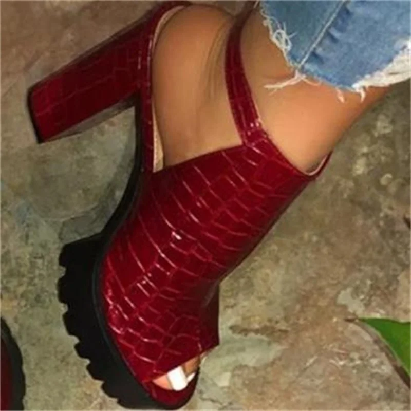 Women\'s Fashion Sandals 2022 Summer New European and American Style Fish Mouth Buckle High Heels