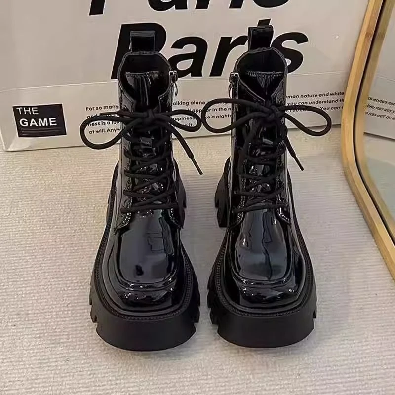 Damen Lackleder Plateau Stiefeletten Glänzend Chunky Profilsohle Schnürstiefeletten Runde Kappe Seitlicher Reißverschluss Gothic Streetwear