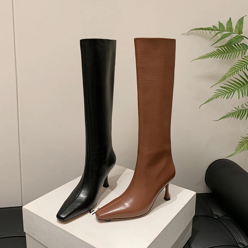 

British Style Sexy Pointed-Toed Thin-Heeled Boots, Leather Custom-Made Height-Increasing and Thin Large-Size Sexy Women's Boots