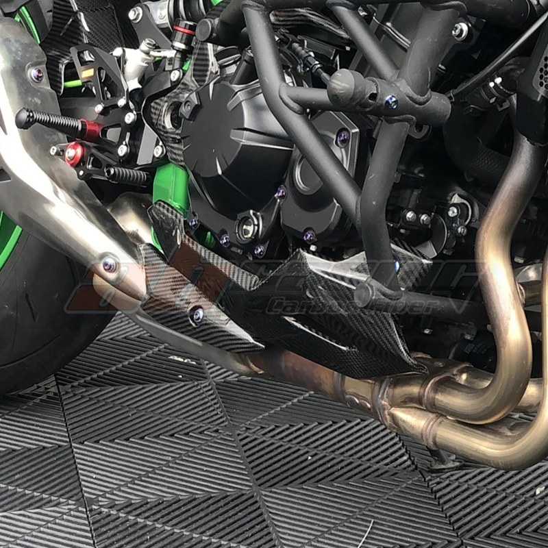 

Motorcycle Acccesories Belly Pan Cowl Fairngs For Kawasaki Z900 2020-2024 Full Carbon Fiber 100%