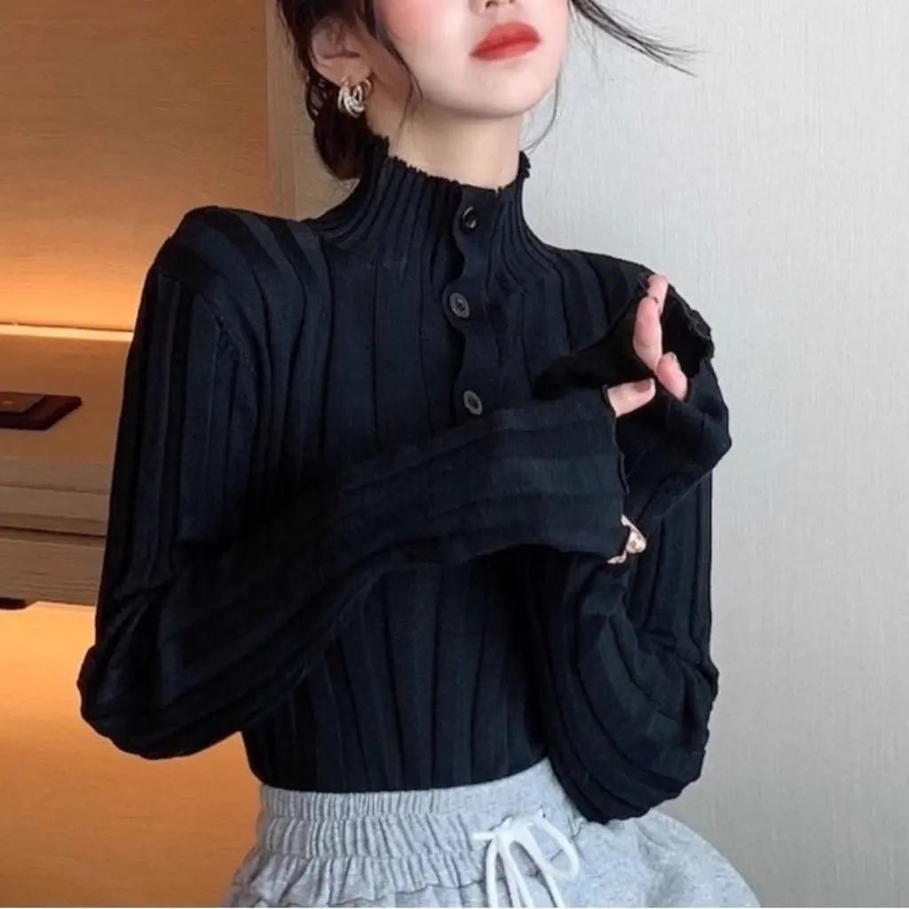

Women's Chic Half-Turtleneck Slim Knit Base Shirt Autumn/Winter Long-Sleeve Top with Design Sense Stylish Base Layer
