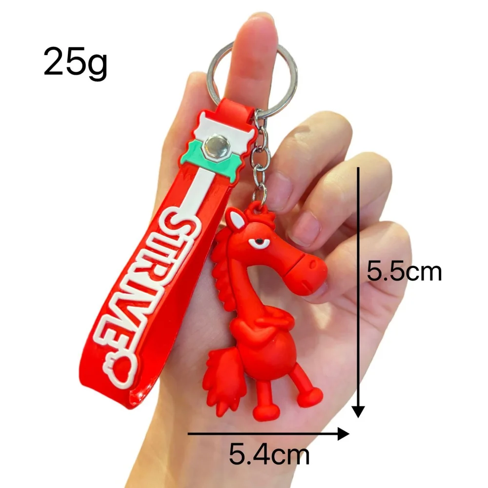 بولي كلوريد الفينيل الكرتون الحصان قلادة حقيبة سلسلة مفاتيح الديكور الحصان حلقات المفاتيح حامل لعام 2026 هدية السنة الجديدة قلادة الموضة والمجوهرات