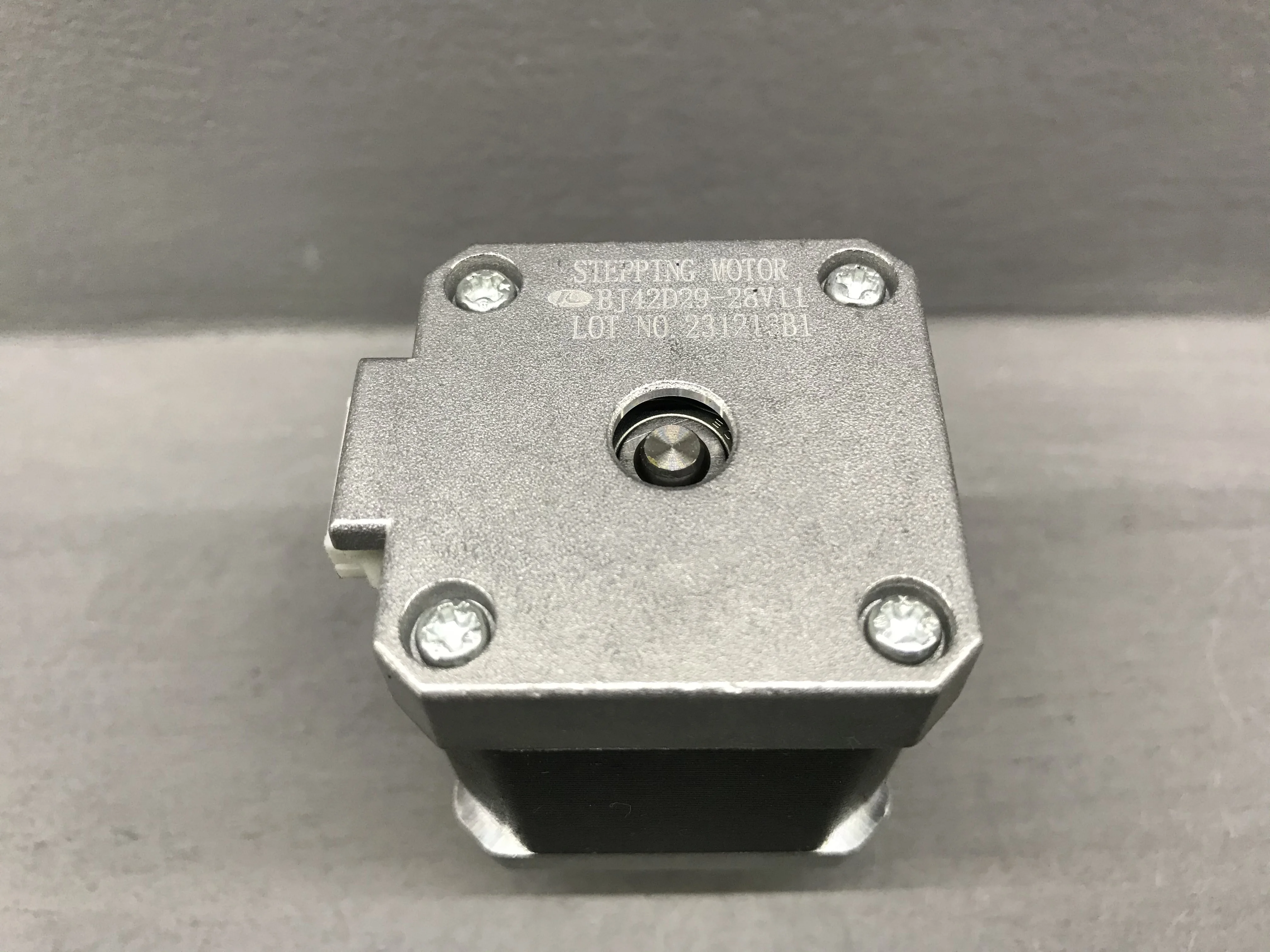

An X/Y-Axis Motor For QIDI TECH Plus3 3D Printer