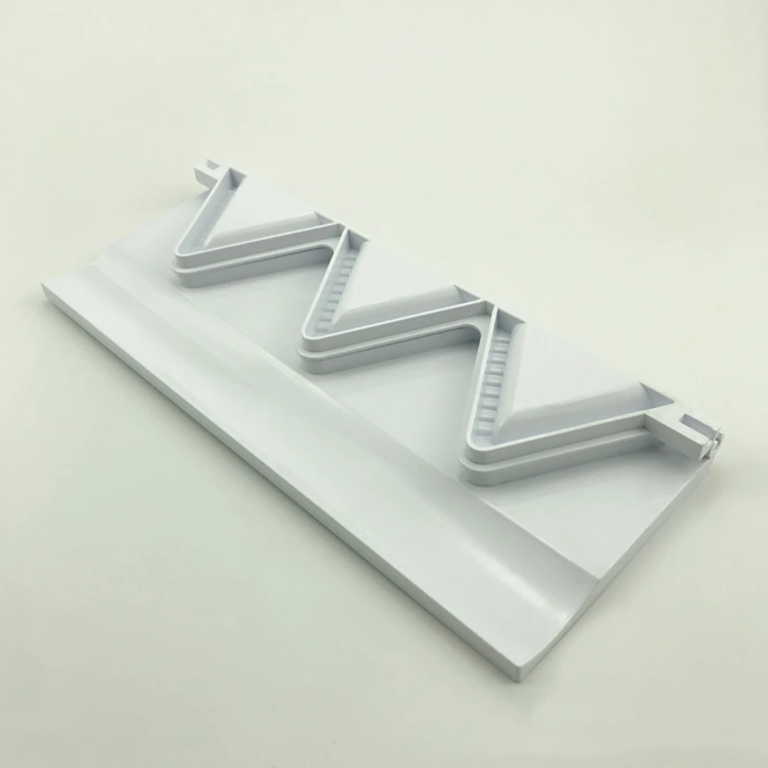 

ABLK Kitchen Tools Dumplings Maker 3 Triangle Mould for Pierogies Press Samosa Ravioli Dumpling Pie Empanada Meatball Maker