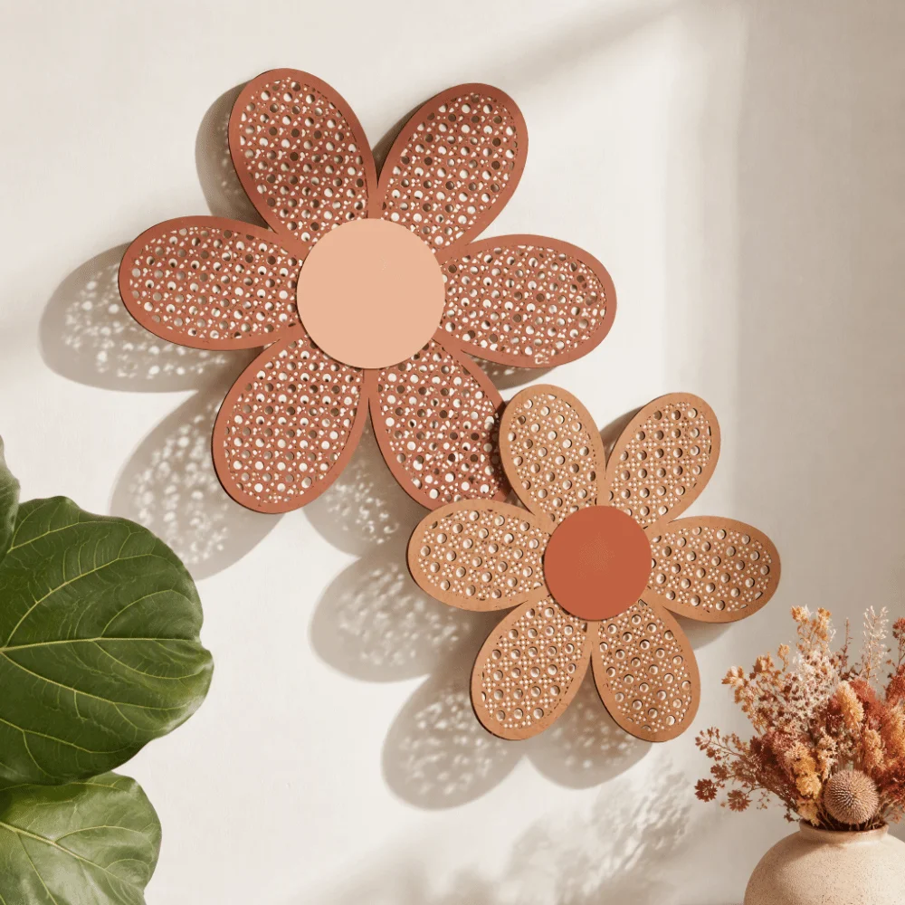 3 Pcs Boho Style Daisy Wall Decor Hollow Cut Multi-size Decor Boho Wall Art Floral Plaque Lightweight Wood Flower Wall Art