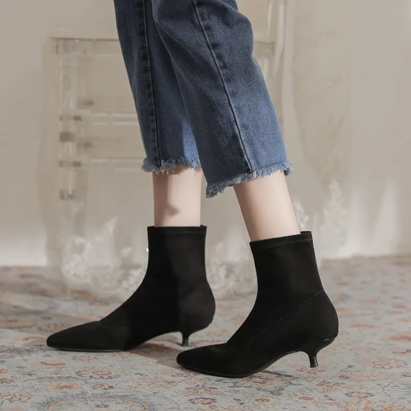 Texture suede ankle boots Autumn and winter new fashion low-heeled elastic boots daily commute basic boots for women