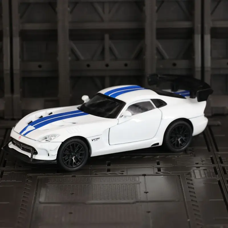 Modèle de voiture en alliage Dodge viper 1:32, cadeaux, absorption des chocs, acousto-optique pour enfants, avec fonctions sonores et lumineuses
