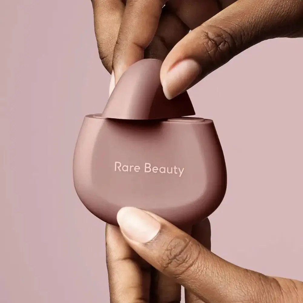 كريم اليد Rare Beauty Find Comfort Fragrance يرطب ويغذي ويحسن الجفاف وخفيف الوزن وسريع الامتصاص 53 مل #4