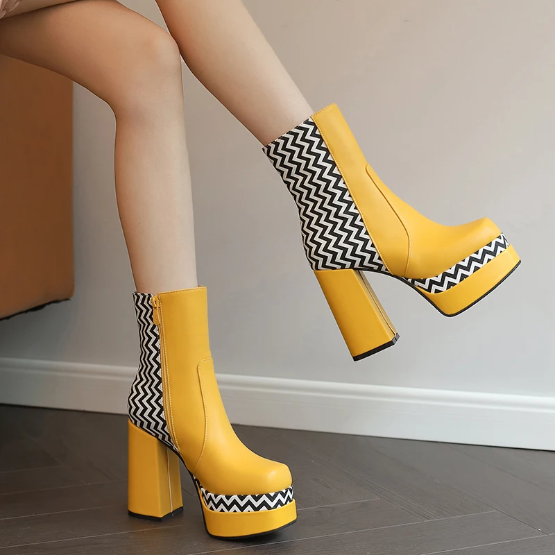 Plus Size Printed Stripe Color Matching Korean Style Fashion Trend Short Boots Platform Super High Thick Heels Women\'s Boots