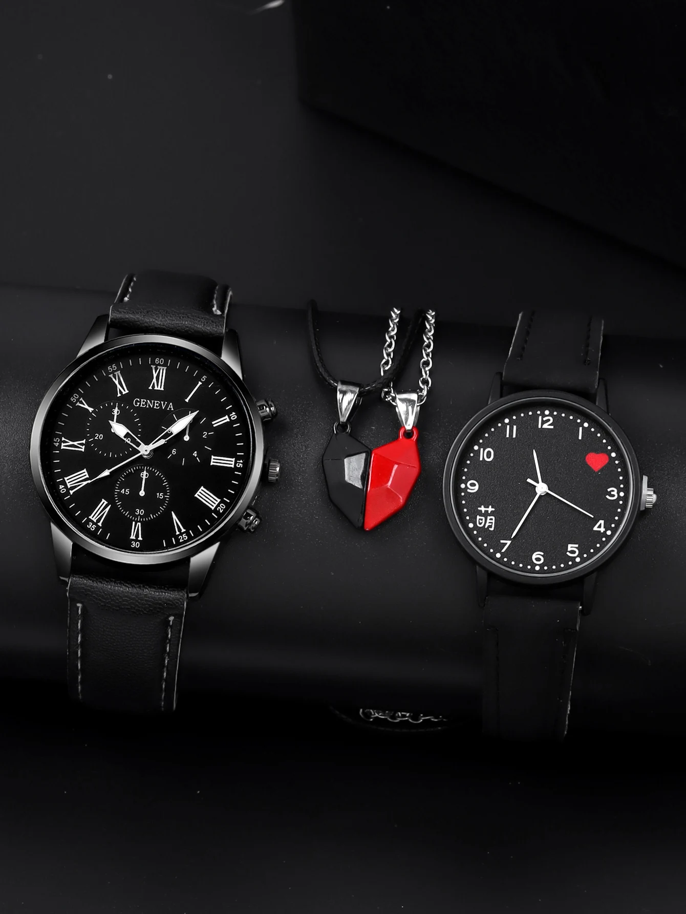 4pcs Simple Business Casual Leather Strap Quartz Watch with Love Magnetic Necklace Couple Watch Set