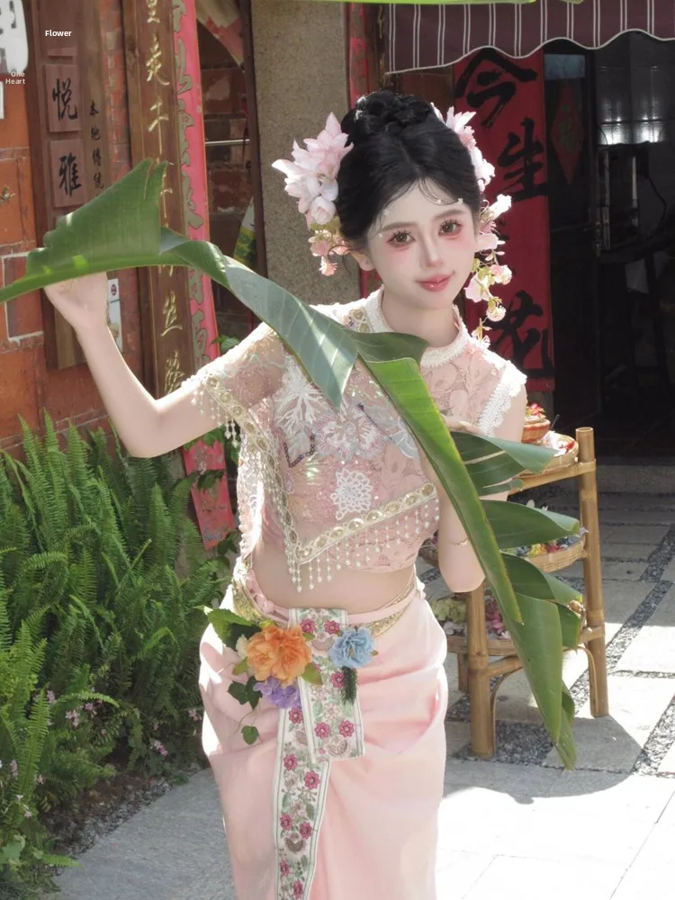 

New Ethnic Style Small Hairpin Flower Embroidery Photography Costume Set Natural Photography Shoot Traditional Clothing