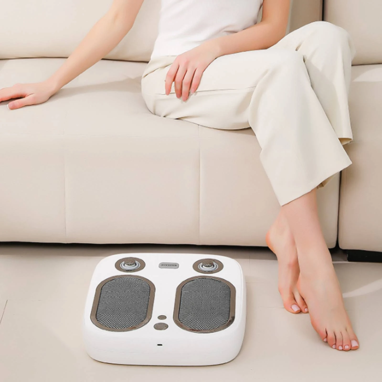 

Tabletop Foot Massager White Shiatsu Foot Massage Machine Sole Massager Deep Kneading Wellness Equipment Adjustable Intensity