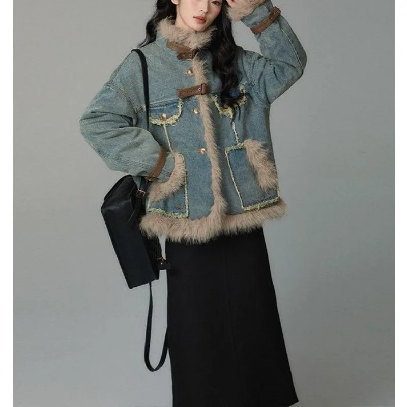 

Design-inspired Vintage Denim Jacket with Plush Patchwork Denim Coat