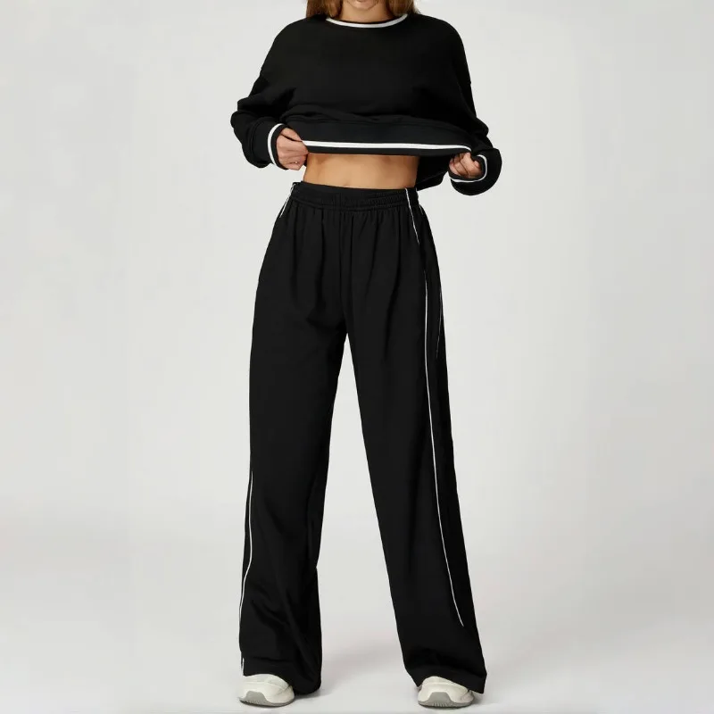 

Women's Color Blocked Yoga Set Comfortable Slim Fit Breathable Loose Fitting Set Outdoor Sports Running Cycling Fitness Set