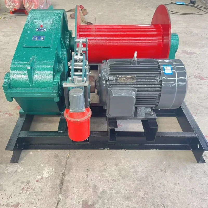 exquisite craftsmanship Traction or lifting electric winches with different rope capacities, complete models