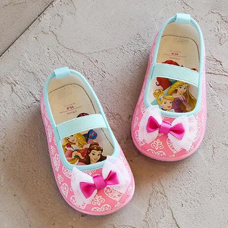 Disney Cartoon Minnie Mouse Elsa Sofia scarpe di tela ragazze bambini Sneakers Casual bambino bambini Sport scarpe da corsa sandalo bambino