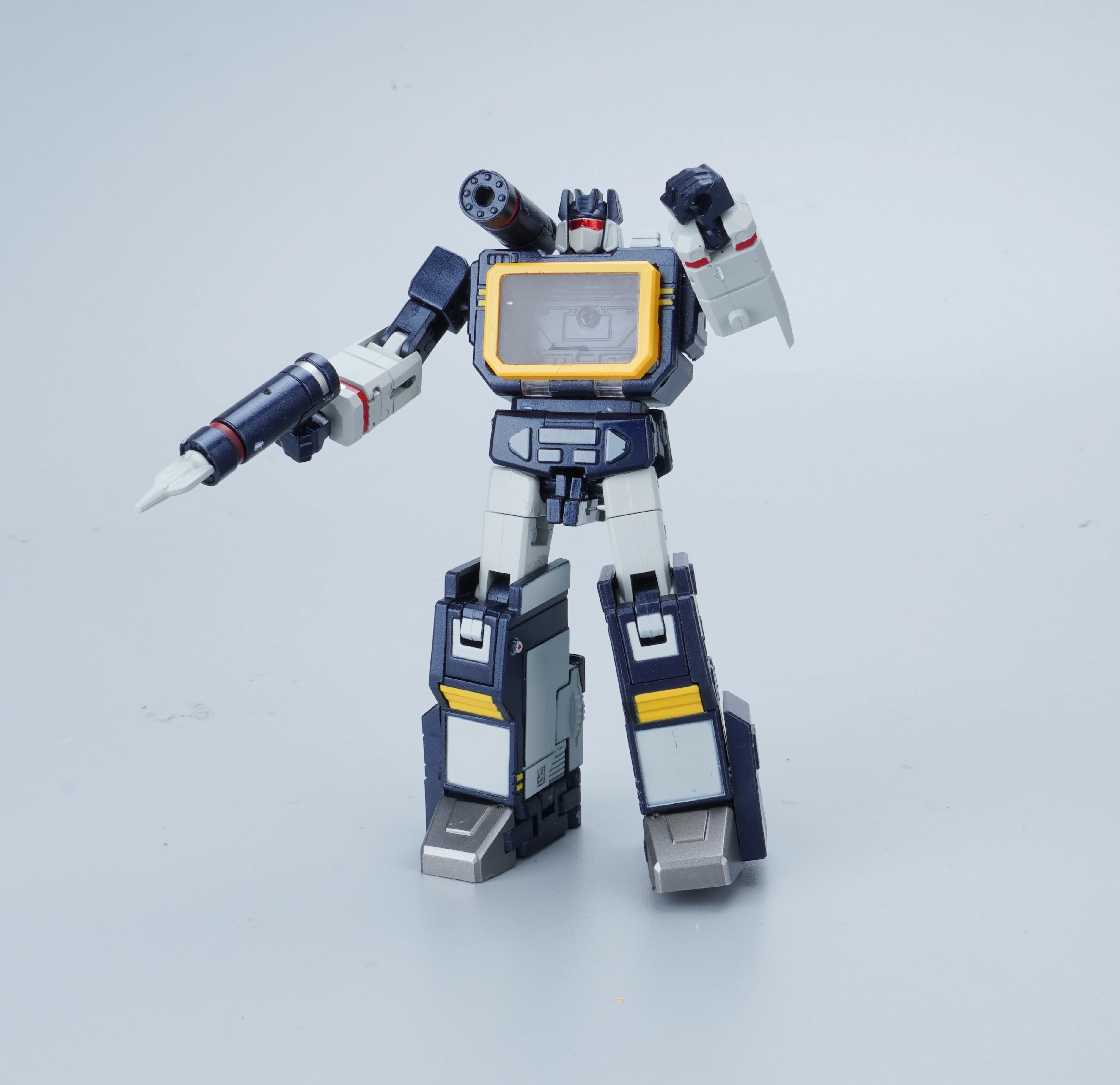 التحول SD01 SD-01 KO Newage H21 Soundwave مع الشريط G1 نسبة صغيرة 13 سنتيمتر عمل نموذج لجسم لعبة