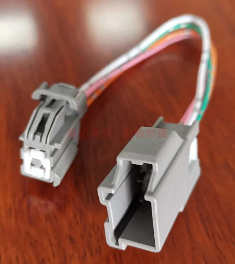 

7283-6449-40 For Ford Mondeo tail light plug connector 4PIN