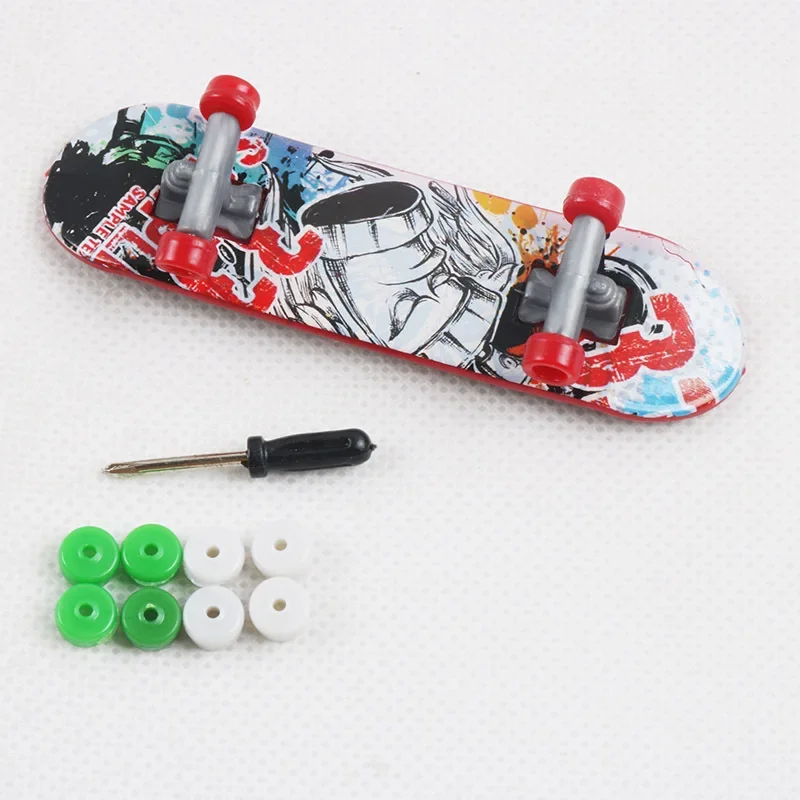 Random Color Creative Mini Finger Skateboard Fingerboard Alloy Stents Scrub Finger Scooter Skate Boarding Kids Toys