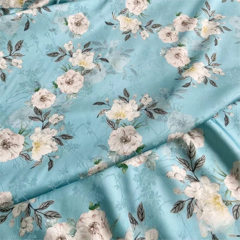 

Summer 19 momme printed stretch jacquard satin fabric soft and smooth flowing silk cheongsam dress