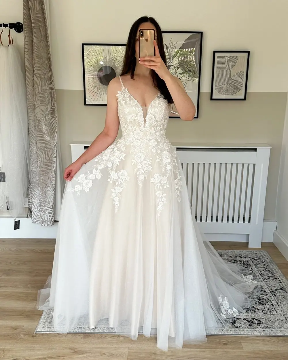 Sirene مثير السباغيتي الأشرطة الخامس الرقبة فساتين الزفاف للنساء عارية الذراعين سويب تراين الدانتيل زينة ألف خط زي العرائس مخصص