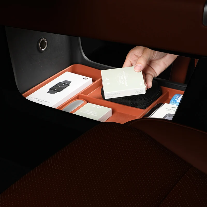 For LIXIANG L9L8L7L6 automatic sensor light under center console rechargeable ceiling light accessories modification