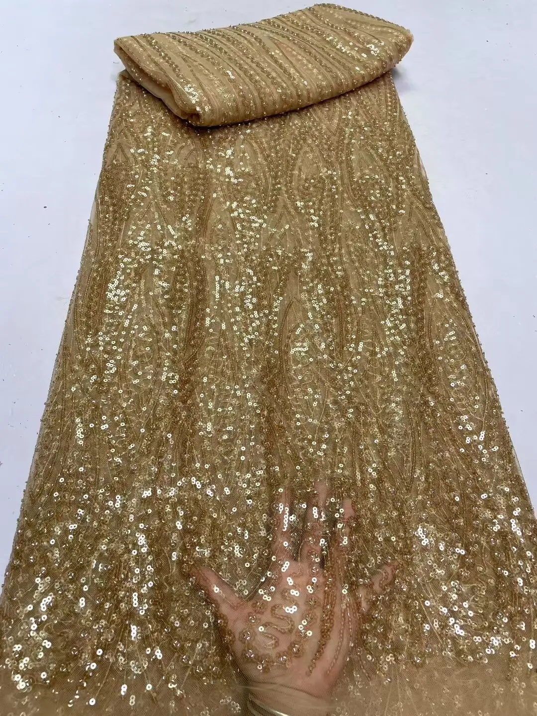 New Design Luxury African Nigerian Tulle Fabric 2025 High Quality French Beaded Sequins Embroidery Lace Fabric For Wedding Sew