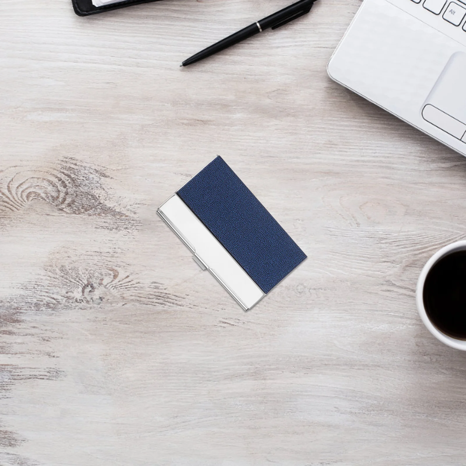 

Portable Stainless Steel Business Card Holder Slim Metal Case Lightweight Organizer for Professional Networking