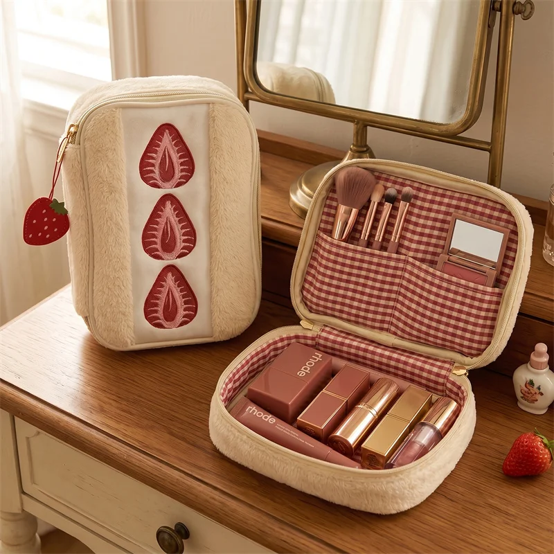Strawberry Sandwich Cosmetic Tools Bag Large Capacity Makeup Brushes Lipstick Storage Bag Multi-Functional Comestic Organizer