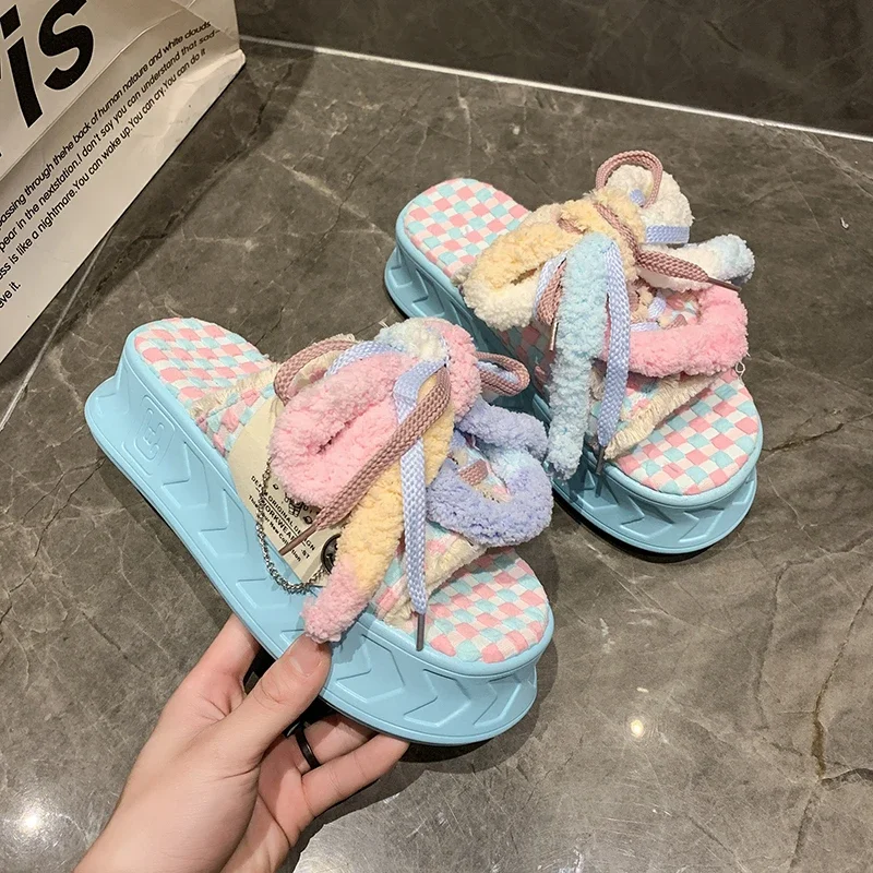 Летние женские плетеные тапочки 5,5 см, обувь на платформе, новый модный дизайн, сабо, сандалии ярких цветов, повседневная женская обувь на плоской подошве