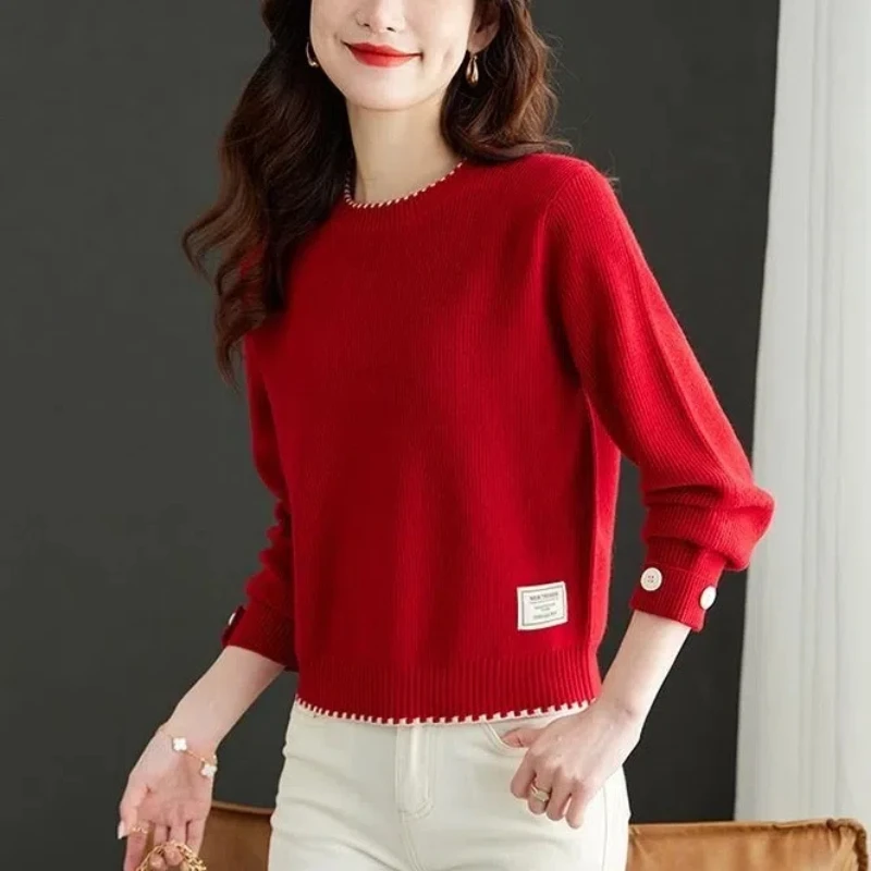 Sweet Fashion Autumn/Winter Sweaters Women\'s Solid O-Neck Solid Badge Button Korean Casual Long Sleeve Pullovers Knitted Tops