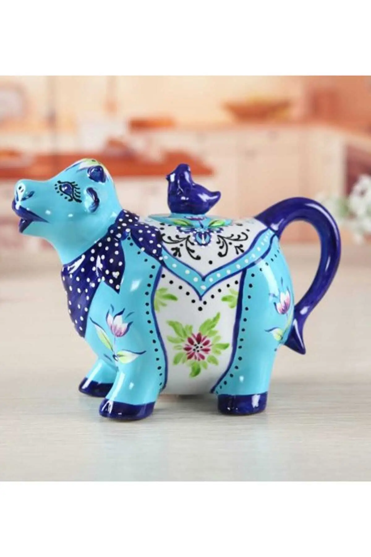 Cow Shaped Porcelain Teapot 7418