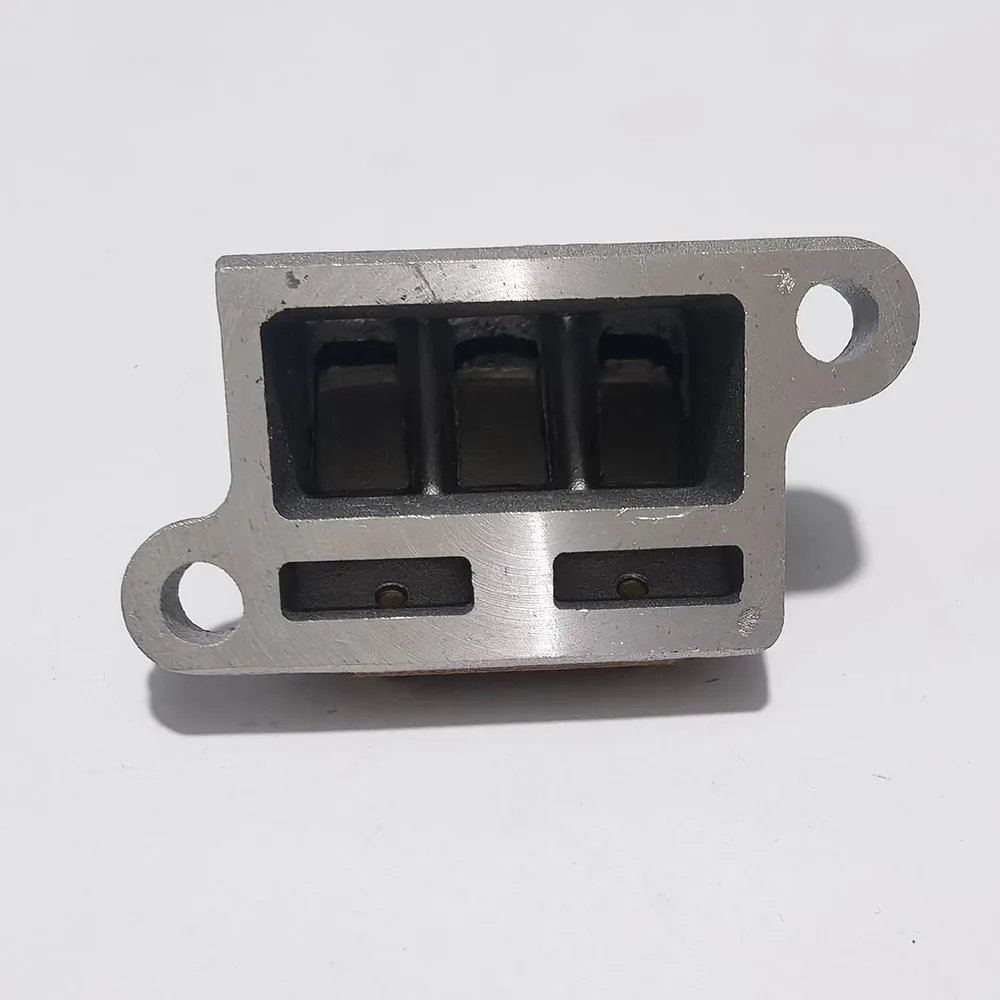 Reed Valve Block With Petals Membran Assy For Suzuki 50cc AG 50 AD AG SJ ZZ 50 60 2 Stroke Moped Scooter Valves Motorcycle