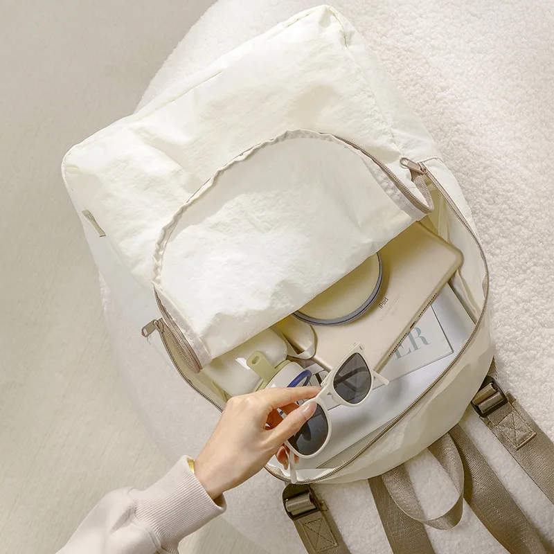 Polyester lightweight foldable backpack travel waterproof backpack can be carried backpack