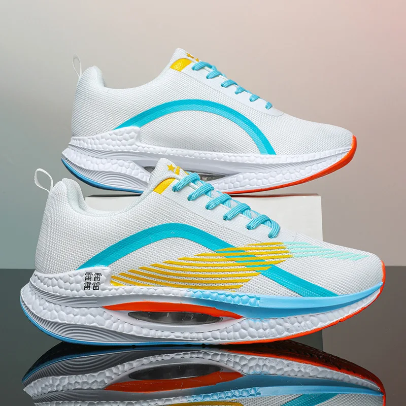 Men's lightweight mesh sports shoes, shock-absorbing running shoes with air cushion and popcorn sole