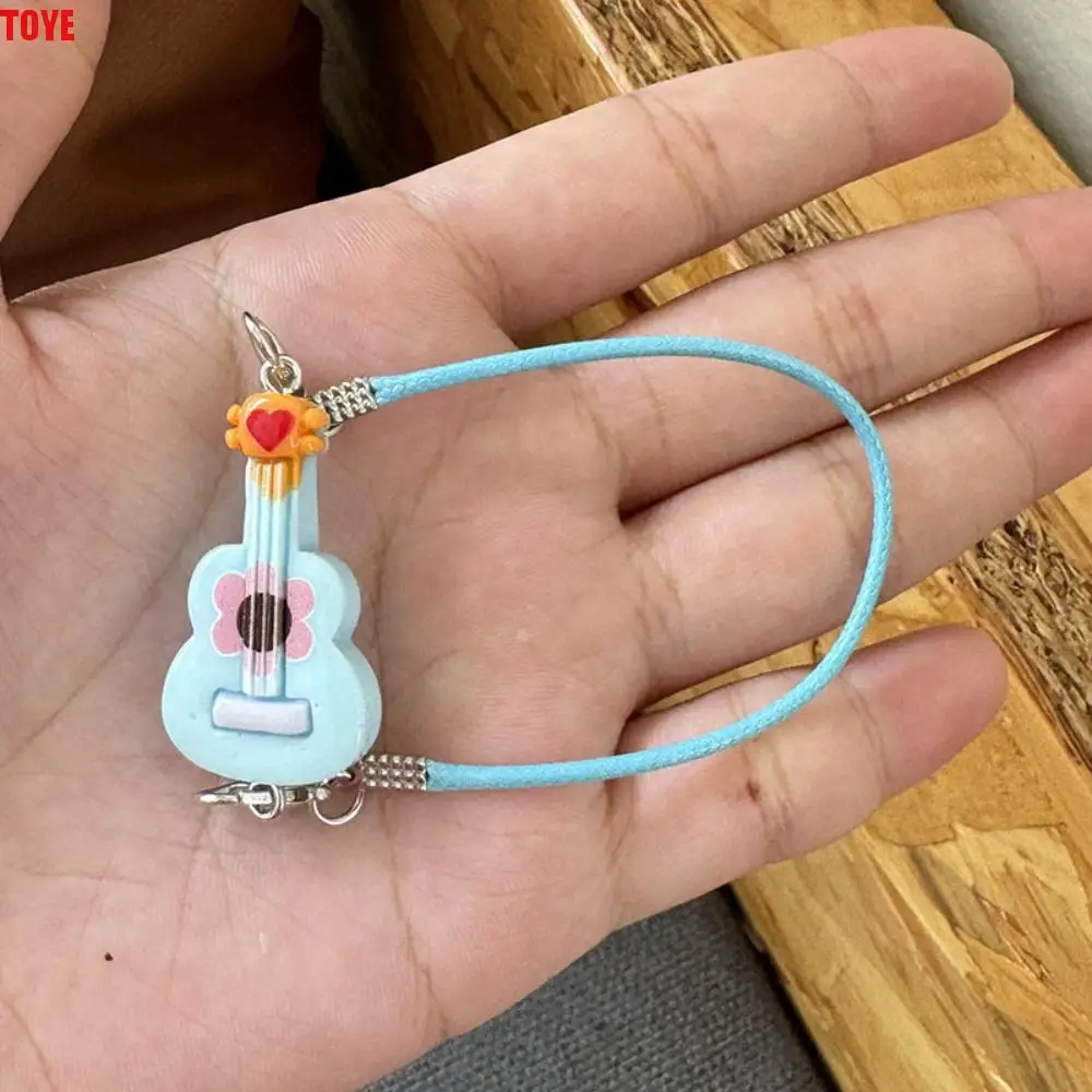 5 pçs chaleira de água casa boneca mini guitarra foto adereços boneca acessórios boneca guitarra em miniatura modelo pequeno crossbody