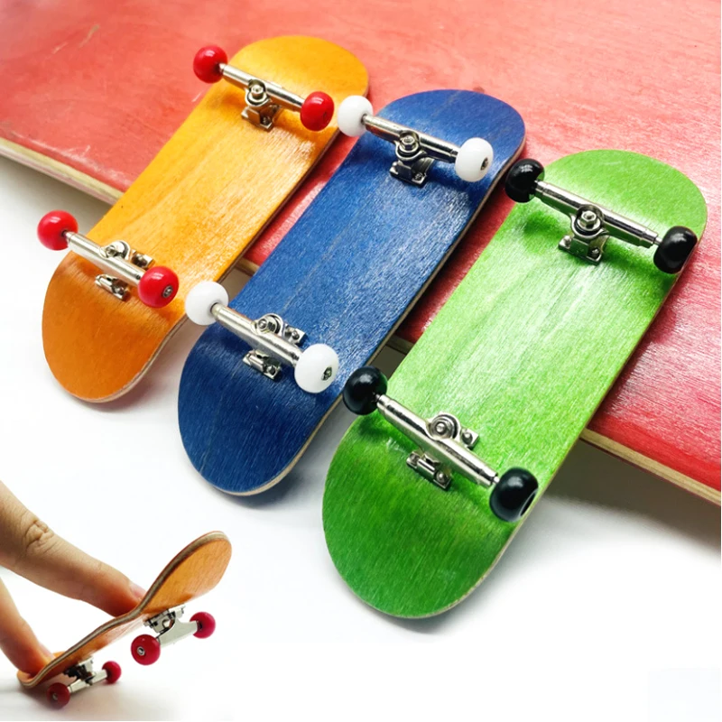 32mm Boys Mini Professional Finger Skateboard Fingerboard Novelty Toys Hobbies Anti stress Sensory Toys Children's Gifts H05