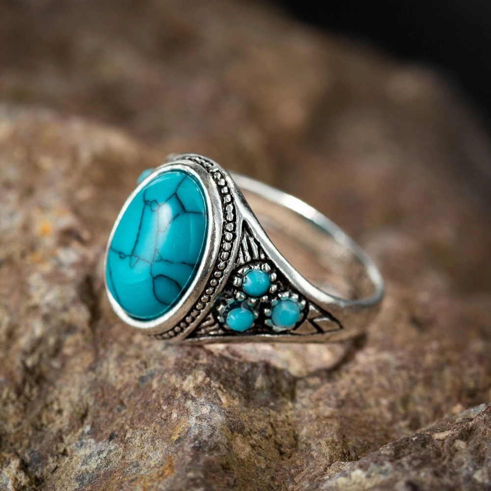 A New Creative Turquoise Ring Alloy Silver Plated Old Women\'s European and American Engagement Gift Ring
