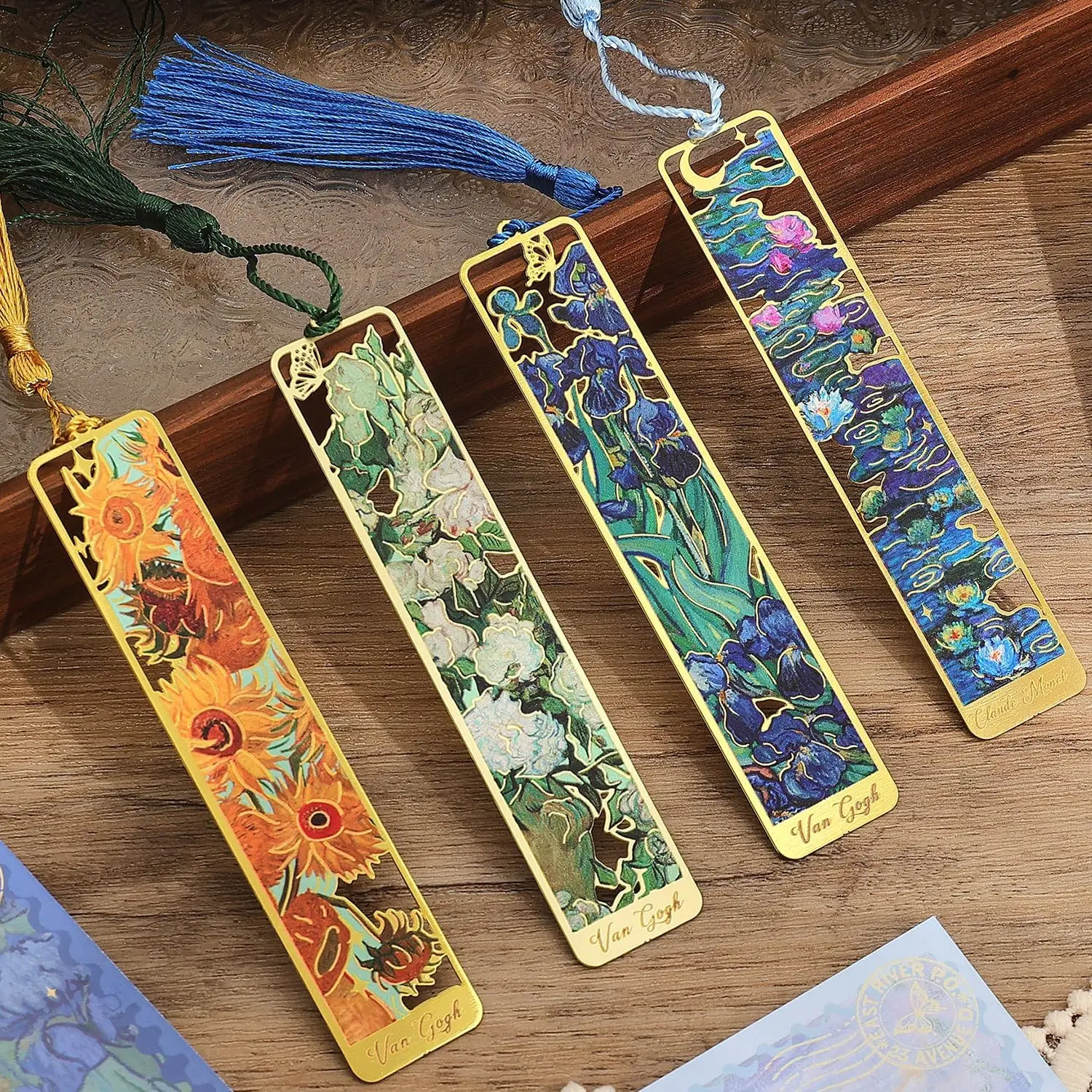 

4 Metal Bookmarks with Tassel, Golden Hollow Oil Painting Bookmark for Book Lovers Readers Teens Women Men