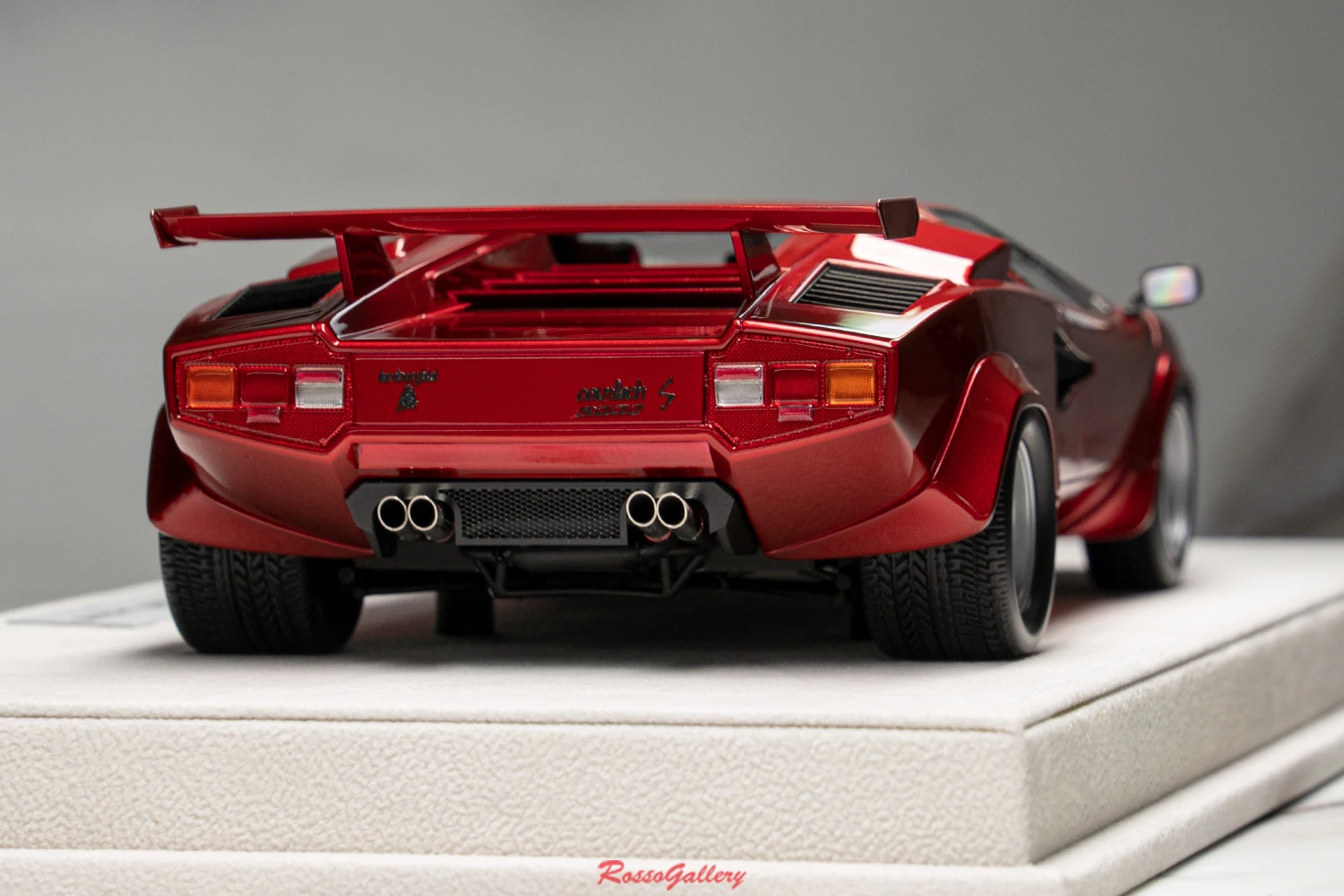 MAKE UP 1:18 Countach LP5000S 1982 Simulation Limited Edition Resin Metal Static Car Model Toy Gift