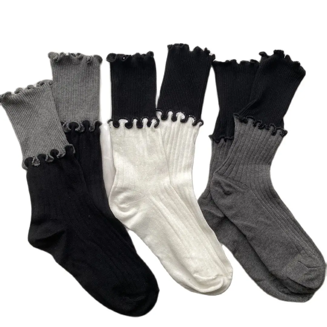 Wave strip paneled Women's socks