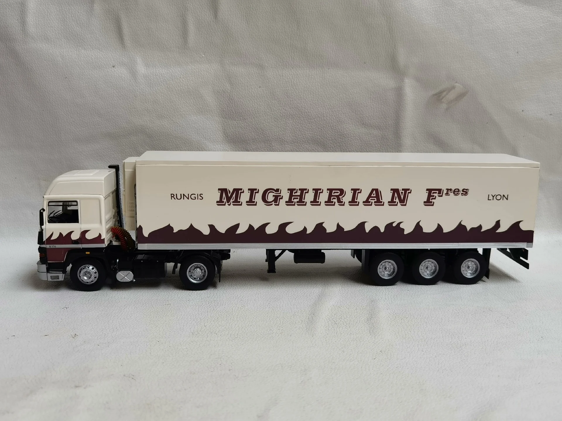 다이캐스트 IXO 1/43 스케일 RENAULT Turboleader Renault 트랙터 플라스틱 캐리지 합금 자동차 모델 Collectible Toy Gift Souvenir