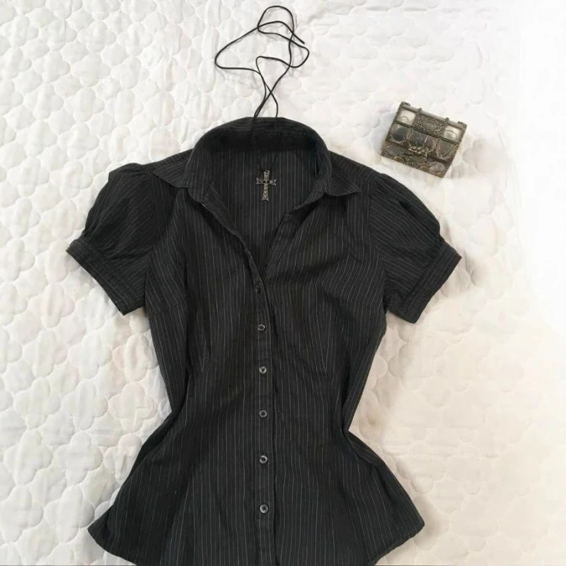 

90-е годы Harajuku Stripe Минималистичный модный топ Элегантные женские рубашки Y2K Одежда Эстетическая классическая винтажная корейская рубашка с коротким рукавом