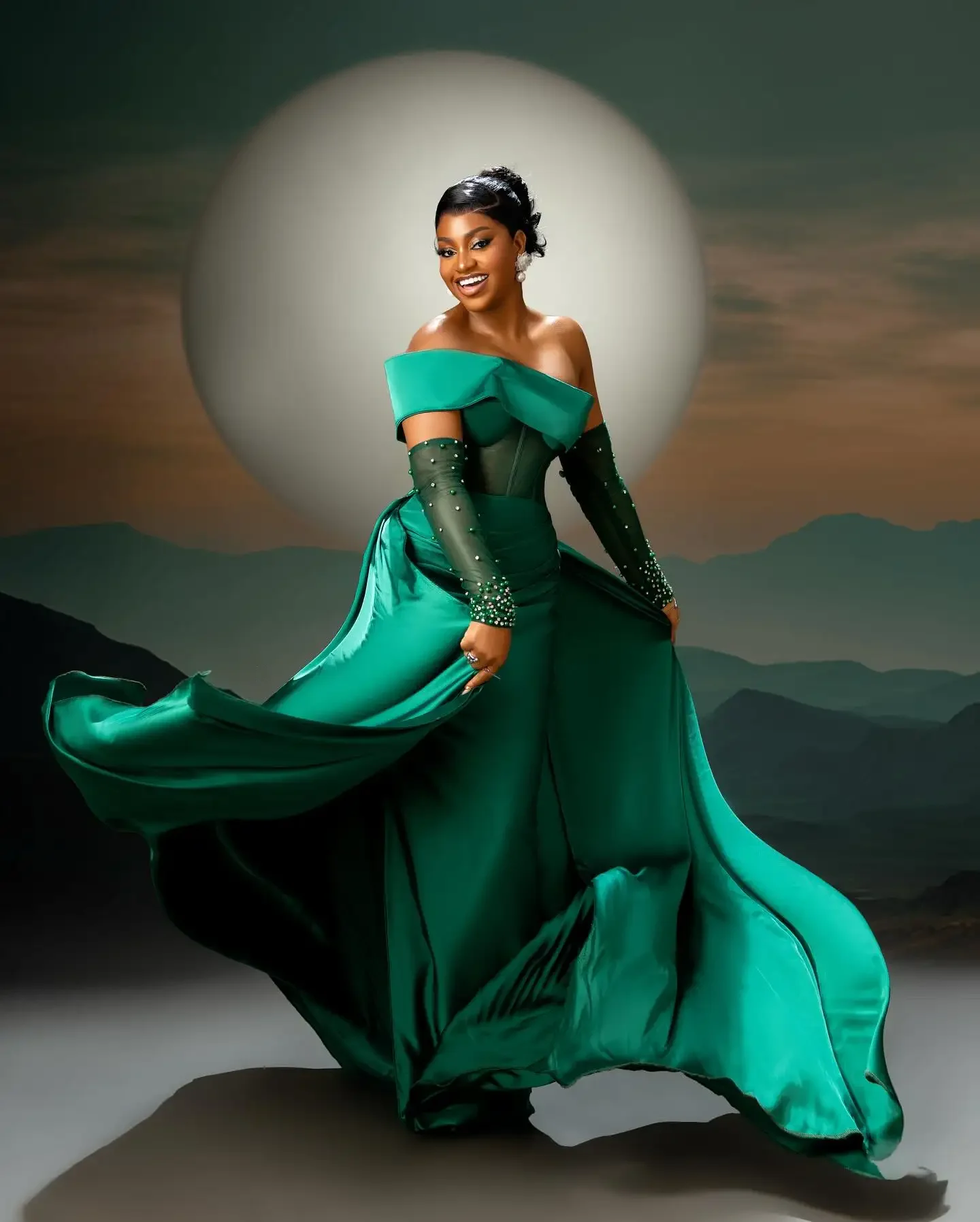 Robe de bal sirène en Satin vert émeraude, élégante, Style sud-africain, épaules dénudées, perlée sur la manche avec traîne