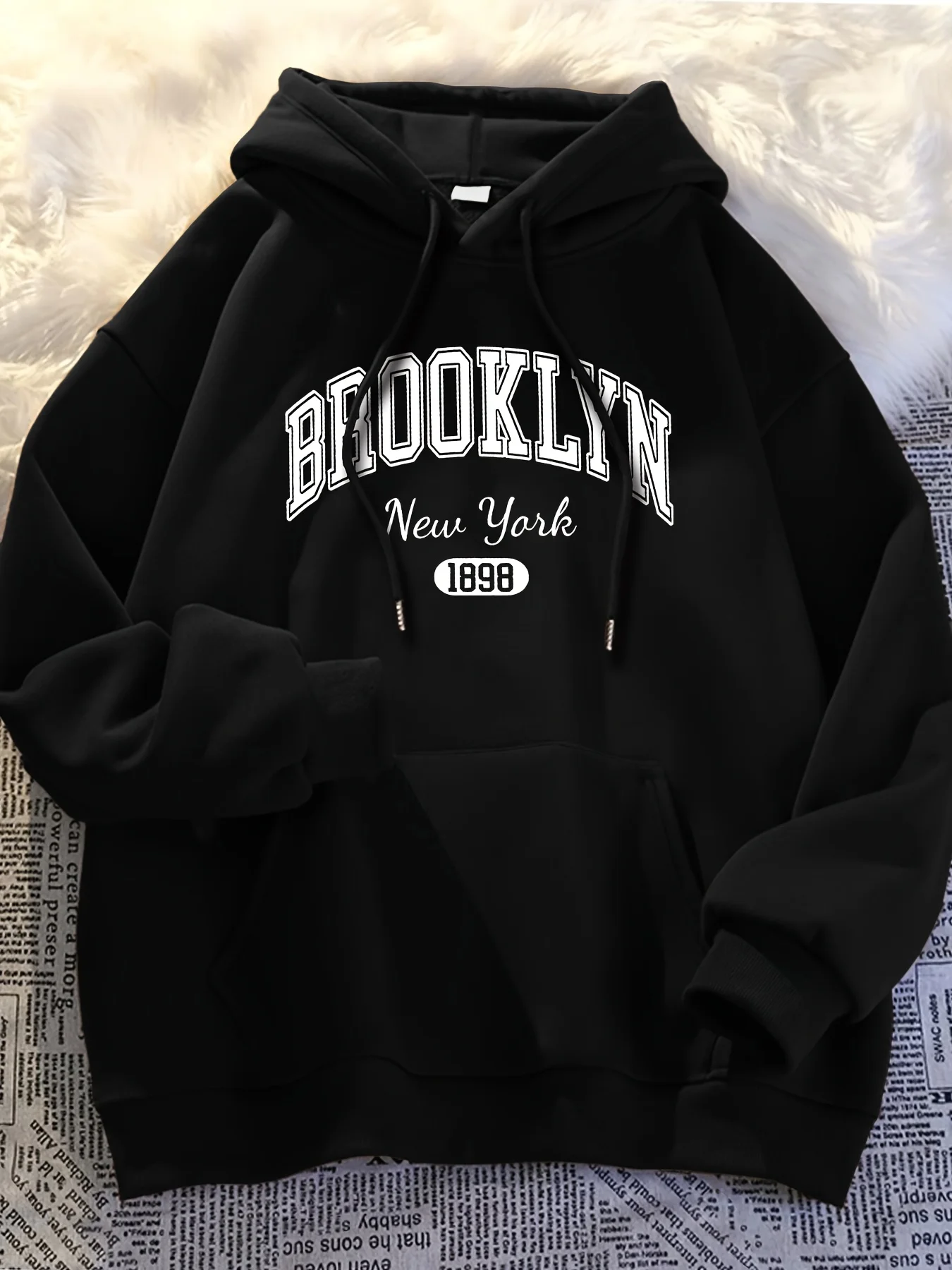 Brooklyn Hoodie Lässige Kleidung Modischer Buchstaben-Cartoon-Druck Damen-Freizeitpullover mit Langen Ärmeln und Kängurutaschen Trendig