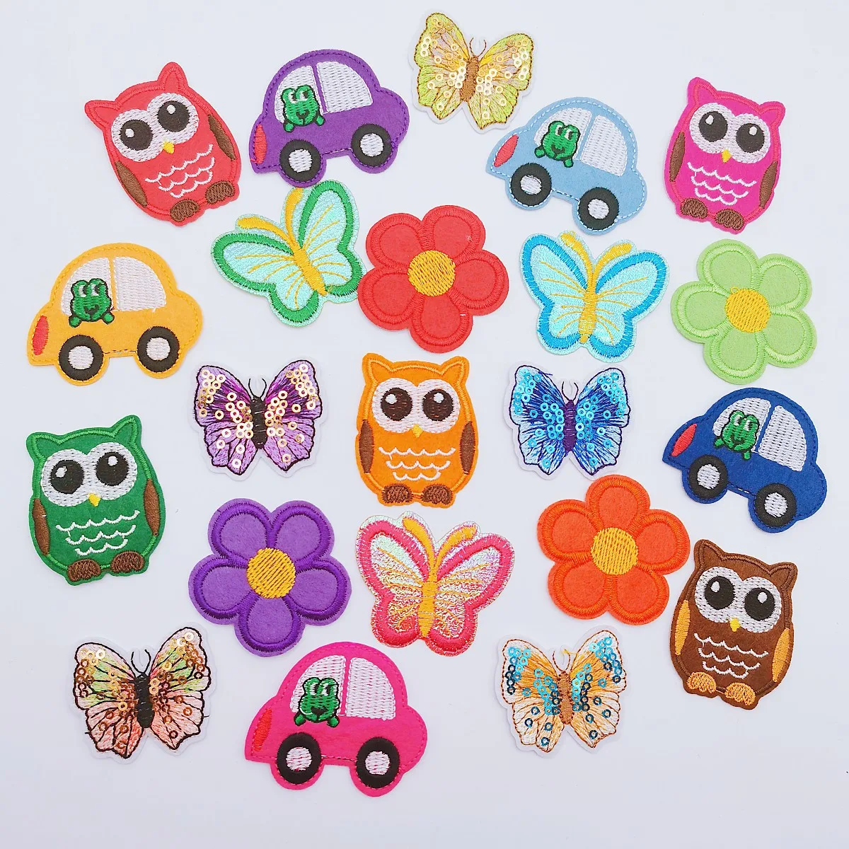 12pcs Cute Cartoon Embroideried Iron On Patches Flower Owls Car Butterfly Patch For Jeans Hats Bags Clothing DIY Backpack Badge