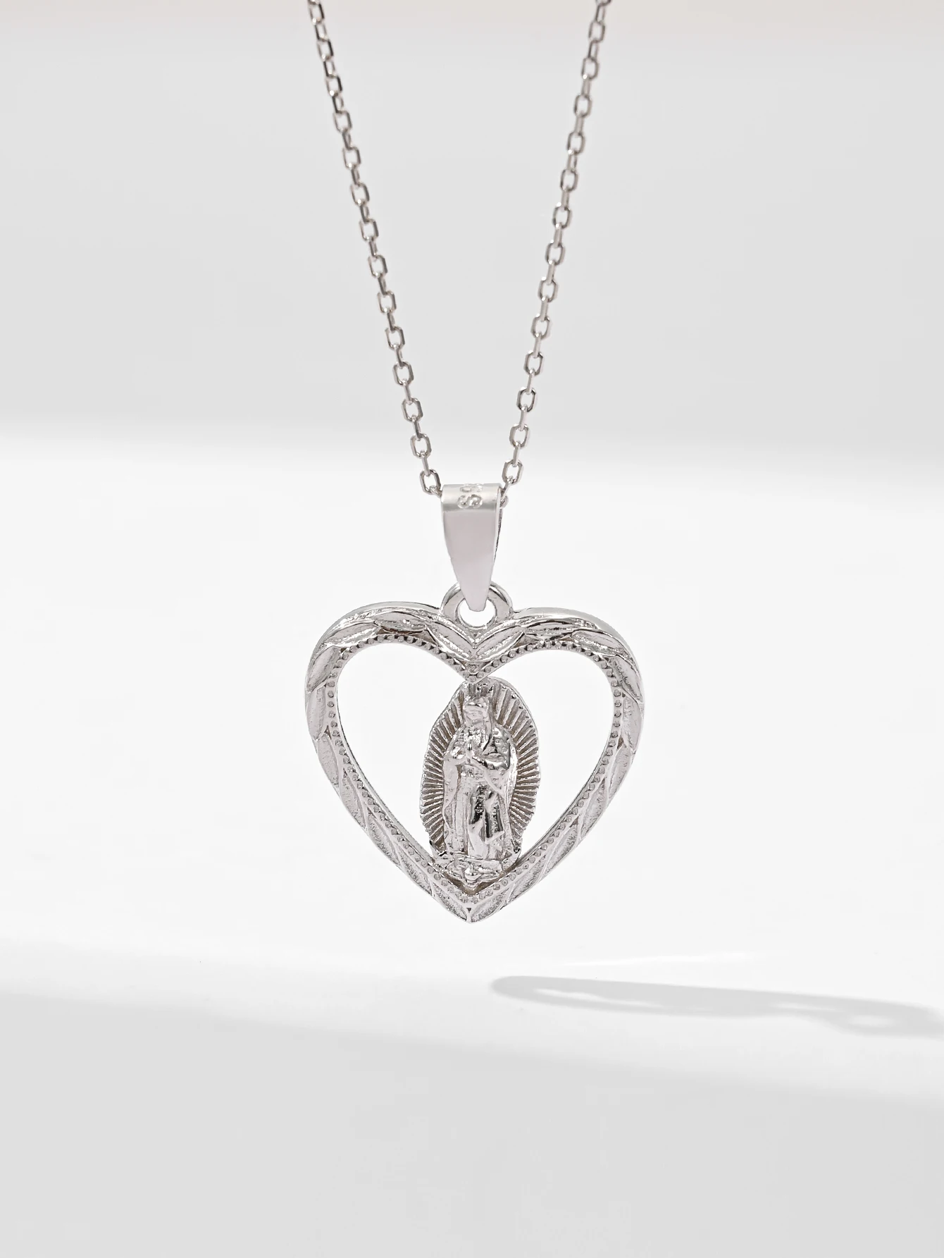 

Fashion Virgin Mary Necklace Jewelry 925 Sterling Silver Necklace for Women Daily Casual Party Golden Necklace