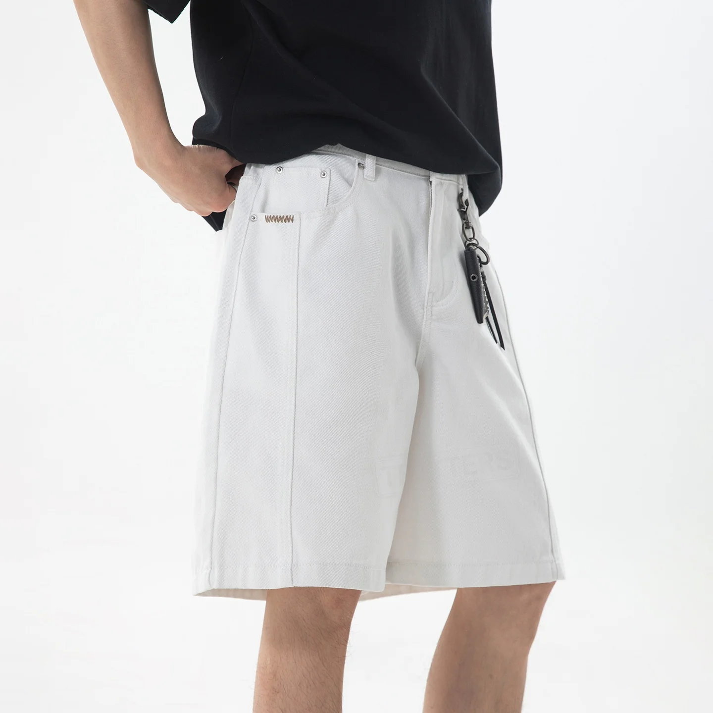 

TFETTERS 2026 Summer American Retro Men's Twill Cargo Shorts White Loose Straight Leg 5 Inch Pants Solid Color Baggy Shorts Man