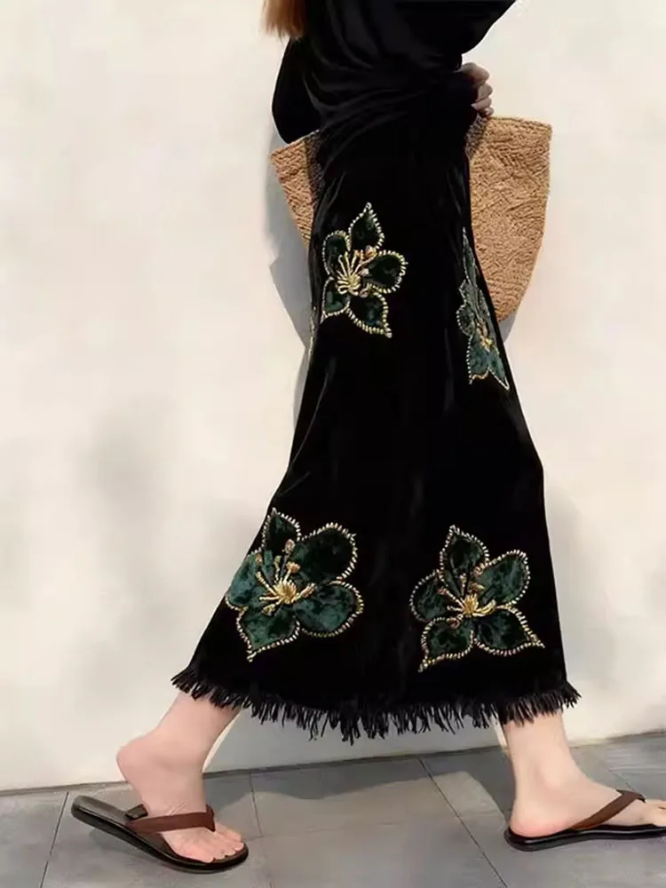 

Original Vintage Skirt Black Velvet Floral Long Skirts Chinese Style Embroidery Elastic Waist Skirt Plus Size Women Clothing