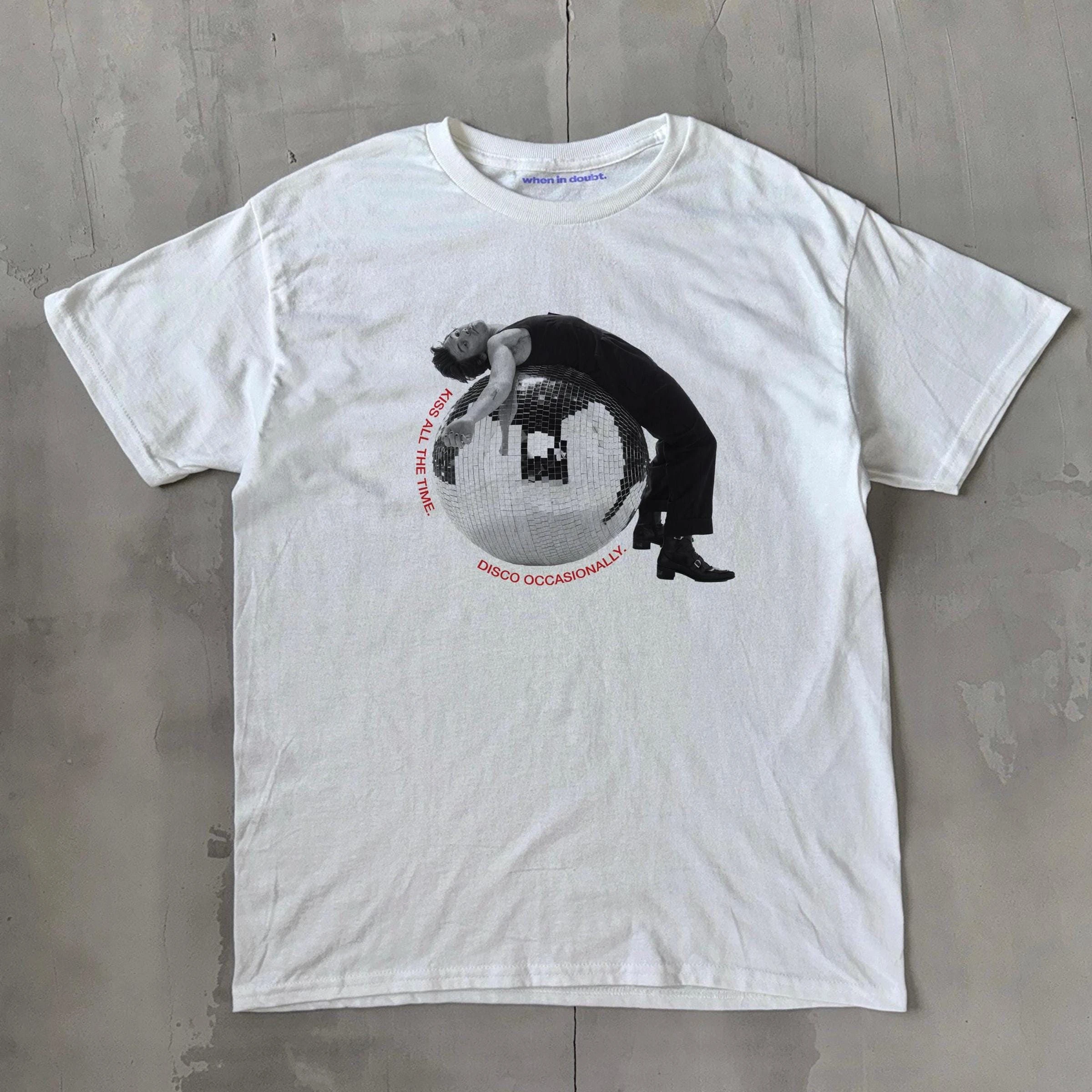 Harry Styles Kiss All The Time Disco Occasionally Disco Ball T-Shirt Damen Herren Oversized Streetwear Y2K HS Tour Grafik-T-Shirts